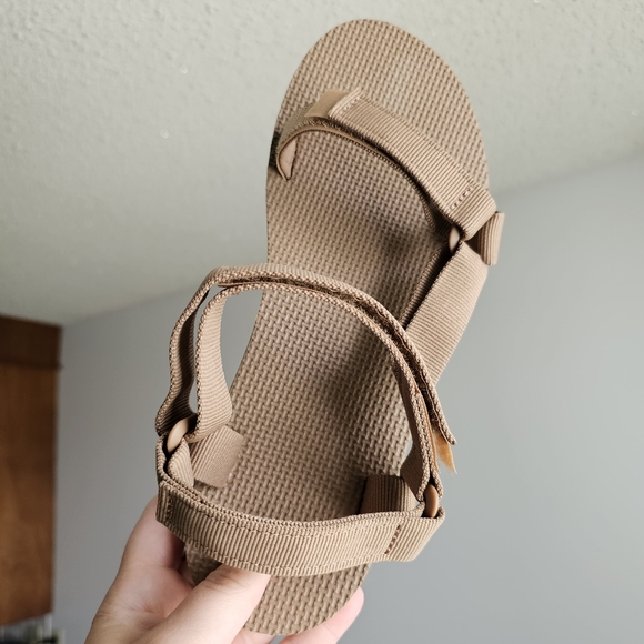 Teva Original Universal Sandals - Picture 1 of 6